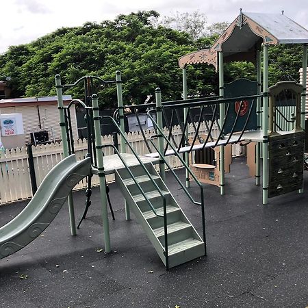 Gin Gin Budget Accommodation Exterior photo